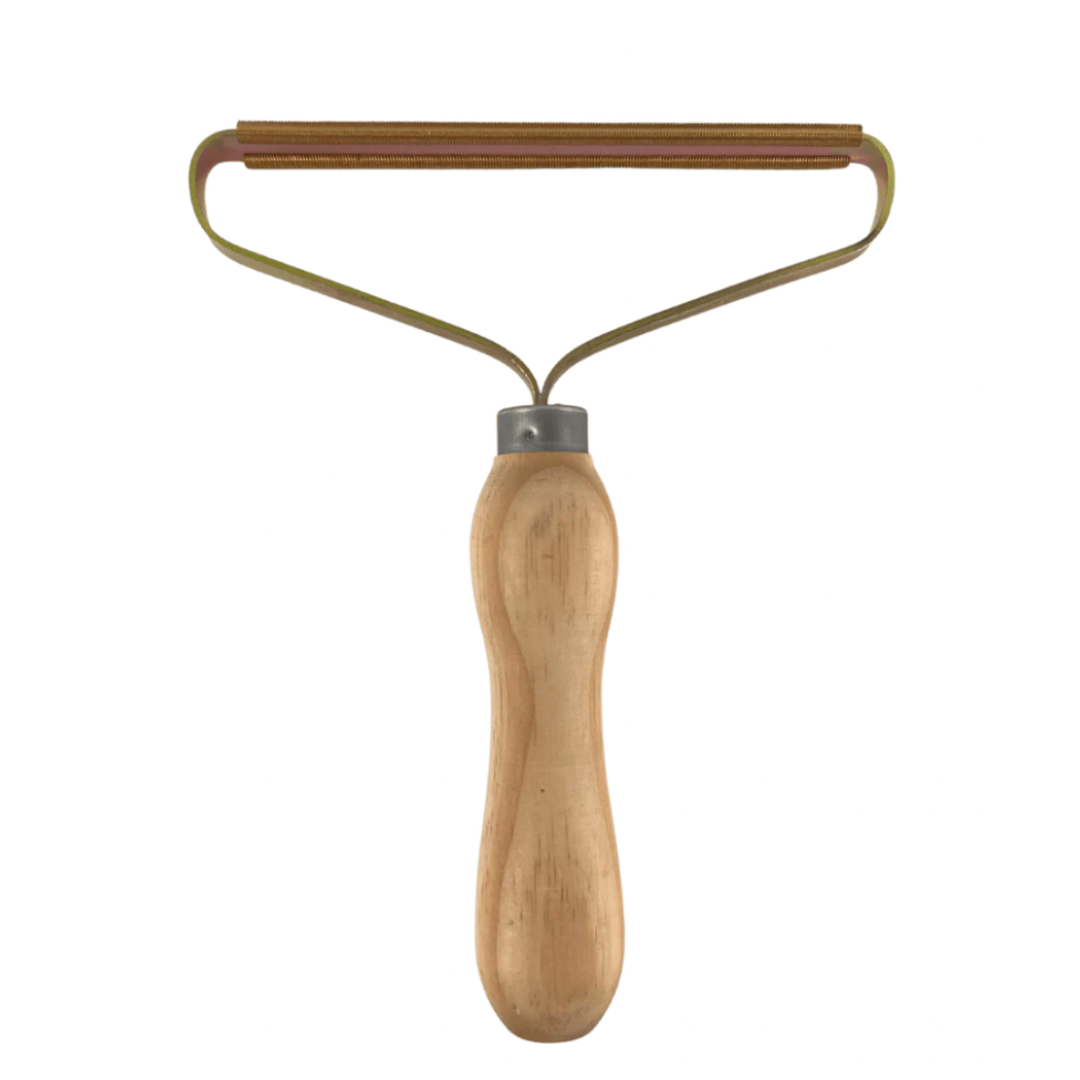 The Super EEZY Fabric Comb: The Wardrobe Tool You Didn’t Know You Needed