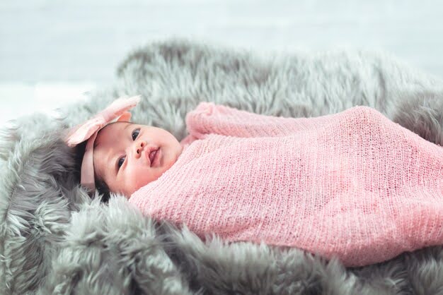 How to Dress a Newborn in Winter