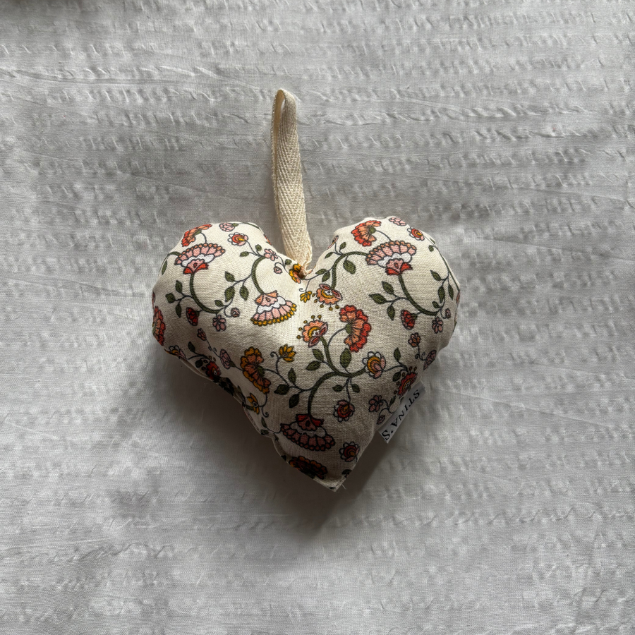 Hanging Rattle Heart | Boho Floral & Wool