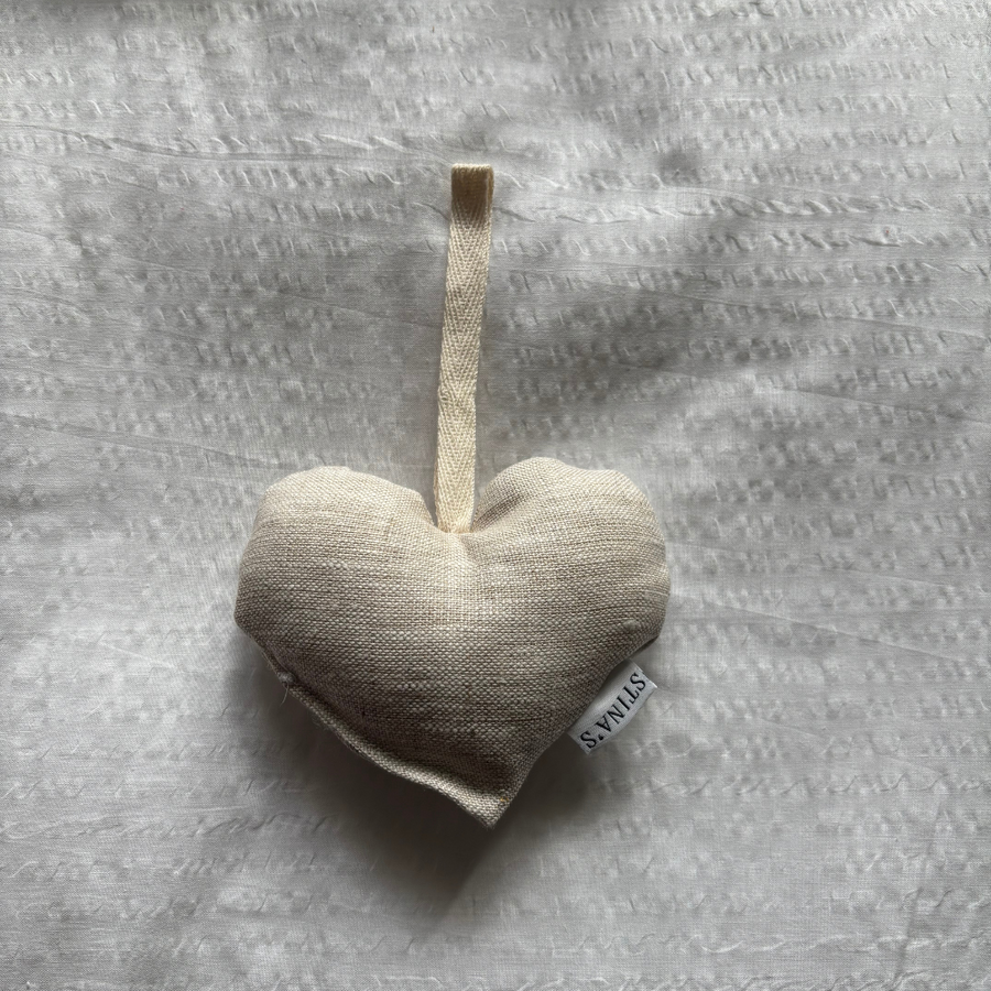 Hanging Rattle Heart | Natural Linen & Wool