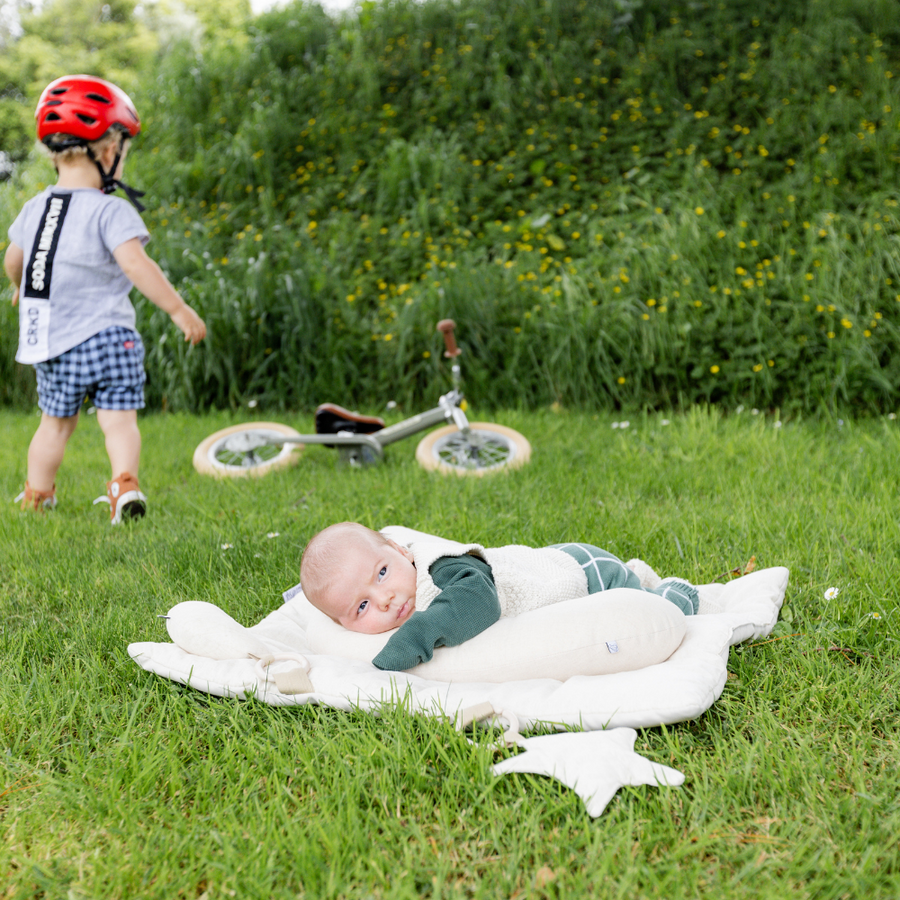 Ready-to-Roll Bundle | Natural Linen & Wool