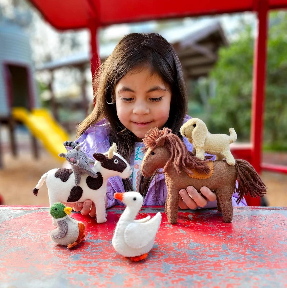 Felt Farm Animals Toy Set - Stina's Style