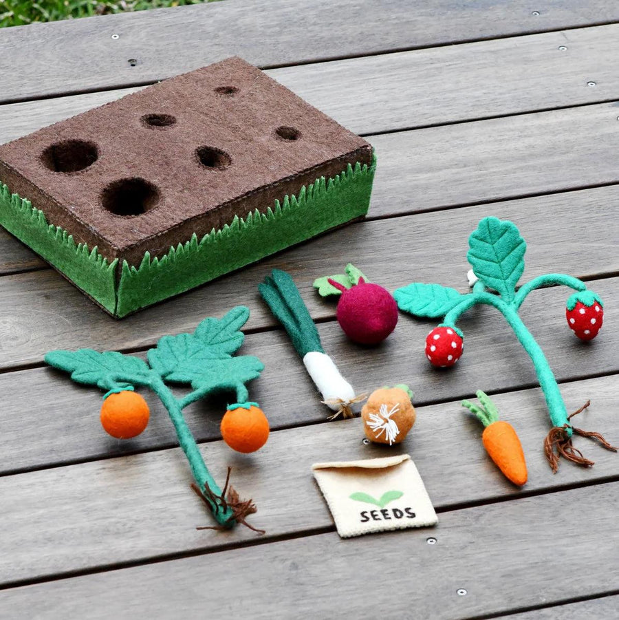 Grow Your Own Garden | Felt Planter Box with Sprouts and Vegetables