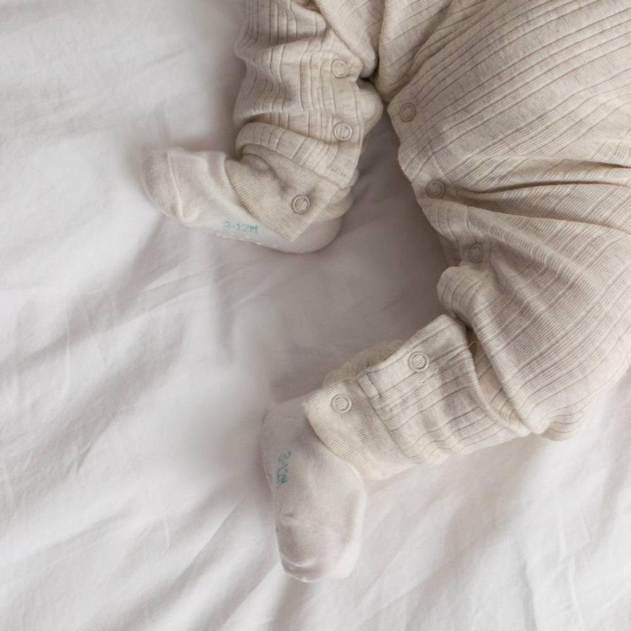 Grip Dot Sleepy Socks | Natural