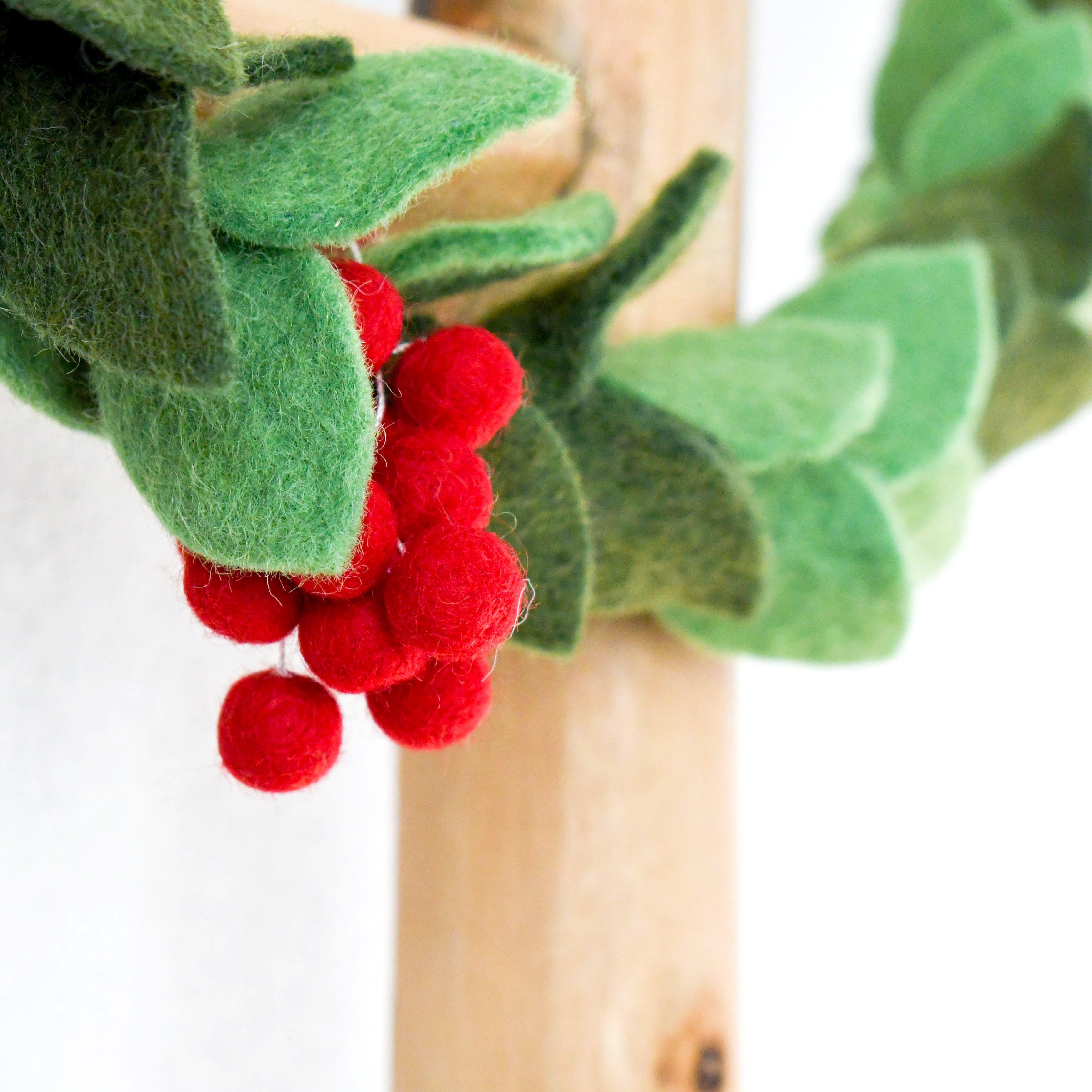 Felt Garland | Holly Christmas - Merino & Me